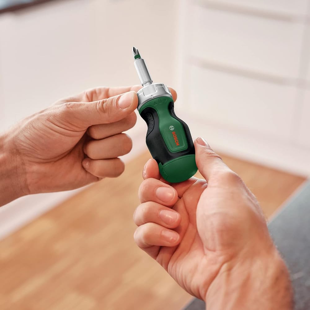 مفك سقاطة Bosch بمقبض قصير مع 6 رؤوس وحامل مغناطيسي 4