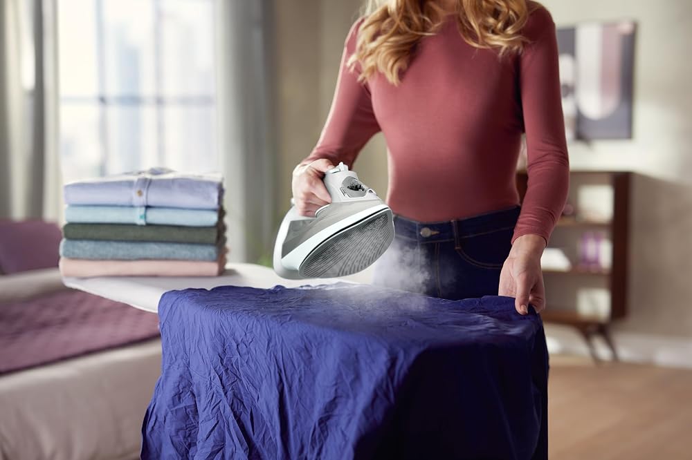 مكواة بخار Philips 5000 Series DST5010/10 بقاعدة SteamGlide Plus 5
